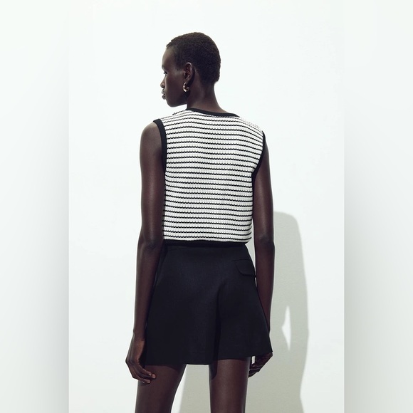 ZARA Striped Knit Crop Vest Gold Button Front Sleeveless Chic Top Size M - Picture 2 of 8